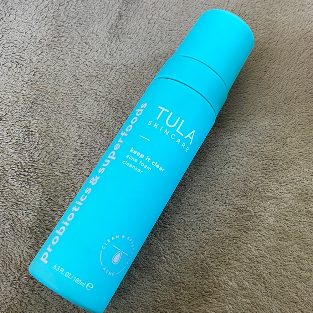 Acne foam cleanser